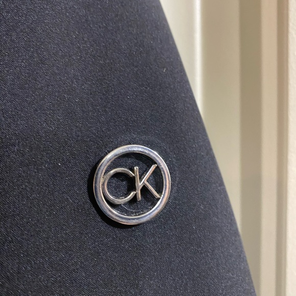 Calvin Klein woman’s spring coat. - Picture 4 of 7